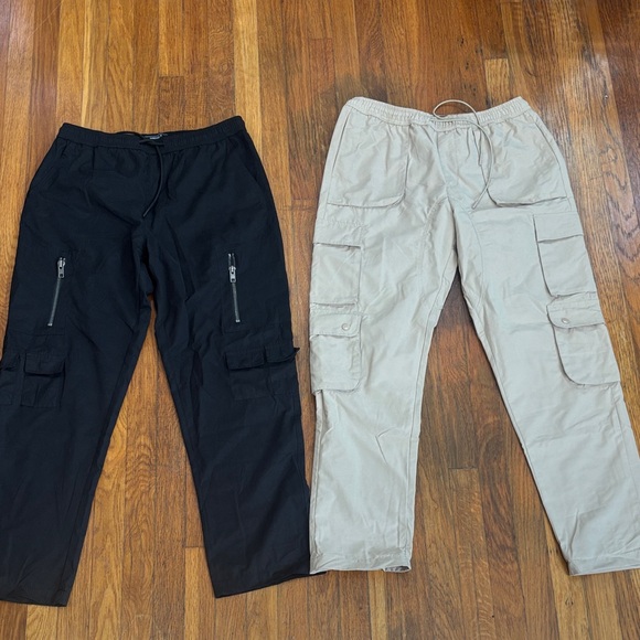 Forever 21 Men's Black and Cream Cargo Pants - Picture 1 of 5